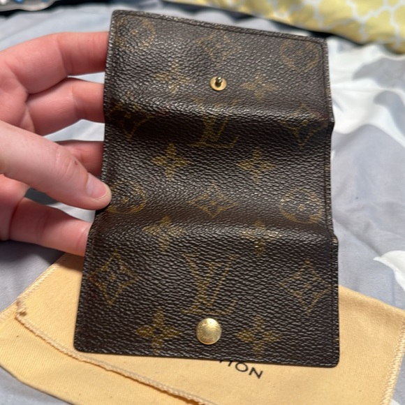 Louis Vuitton key cles - Picture 7 of 12